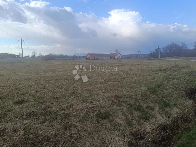 Építési telek Bratina, Pisarovina, 4.418m2