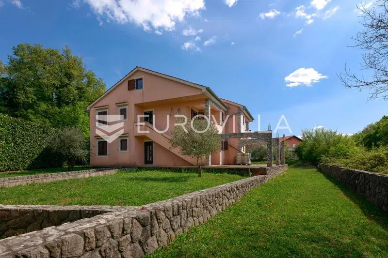 House, Kras, beautiful house with 4 apartments and spacious garden – 2