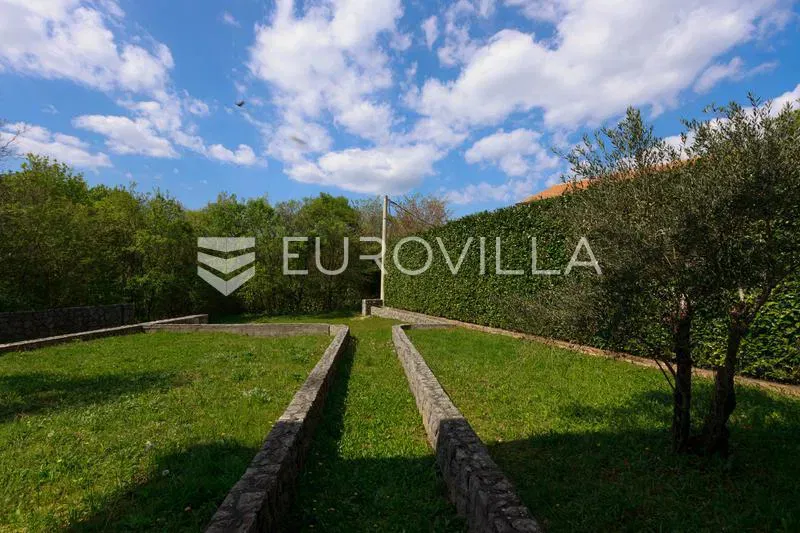 House, Kras, beautiful house with 4 apartments and spacious garden – 3