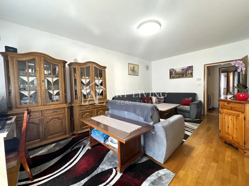 Umag, centar - dvosobni stan 84 m2 na izvrsnoj lokaciji, 400 m od mora – 3