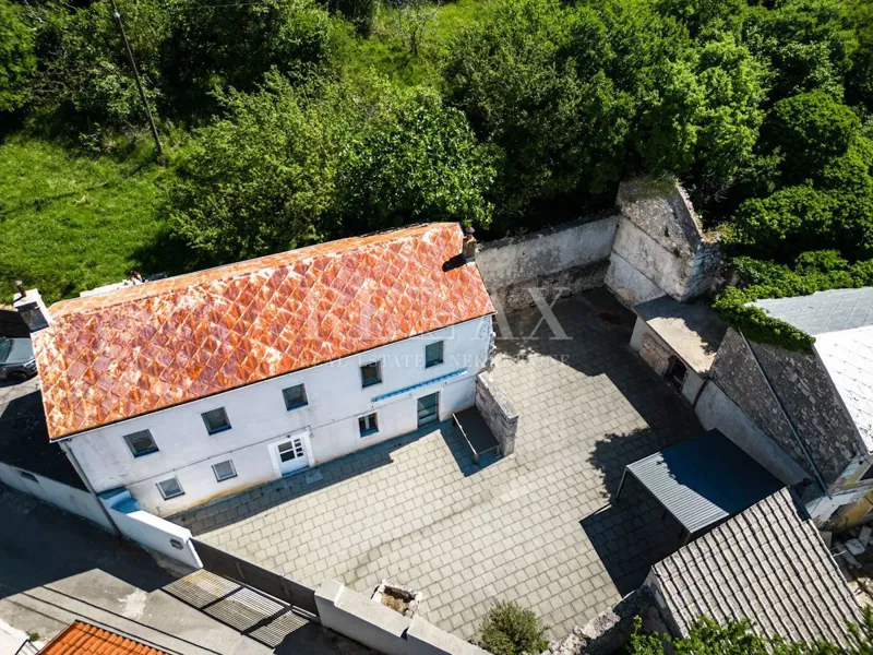 Bribir – Stone house with a large yard and spacious land – 2
