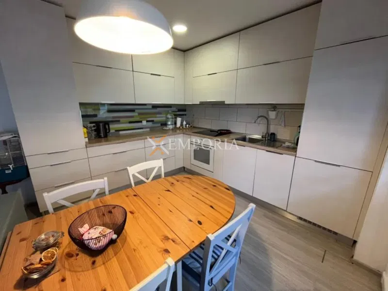 Zadar – apartment with garden, 2 parking spaces – 2