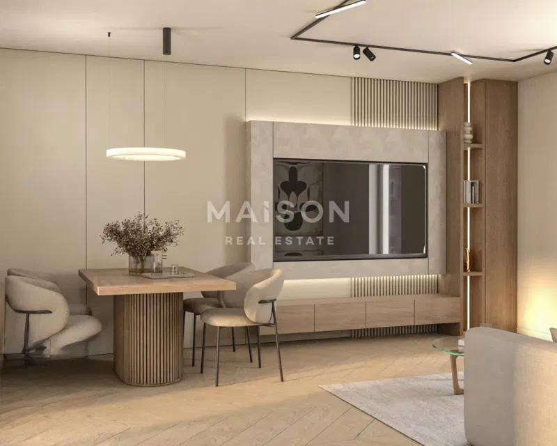 Cres – Luxury Three-Room Apartment in a Top Location (8.3) – 2