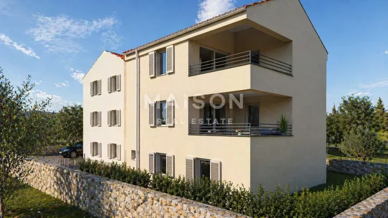 Appartamento Di Tre Locali Di Lusso In Posizione Unica a Cres (S3) – 2