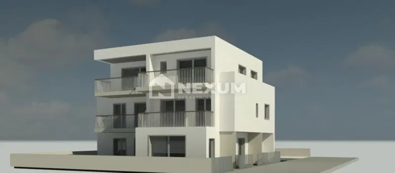 Poslovni prostor s vrtom – treći red od mora, Kaštel Štafilić