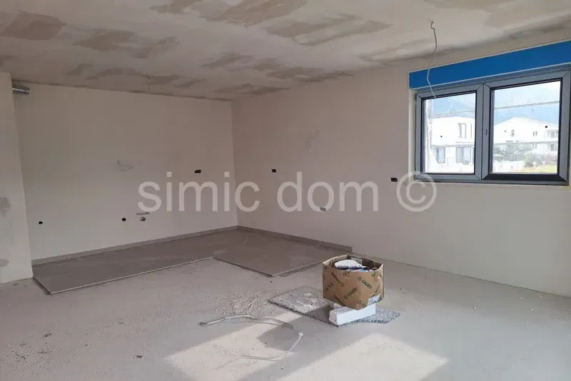 Two-bedroom apartment with parking, Makarska – 3