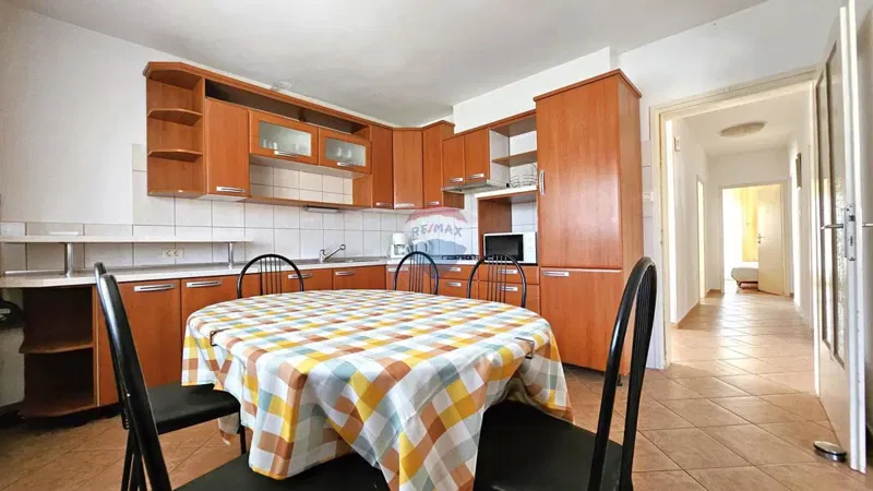 Appartamento Umag, 106,22m2 – 2