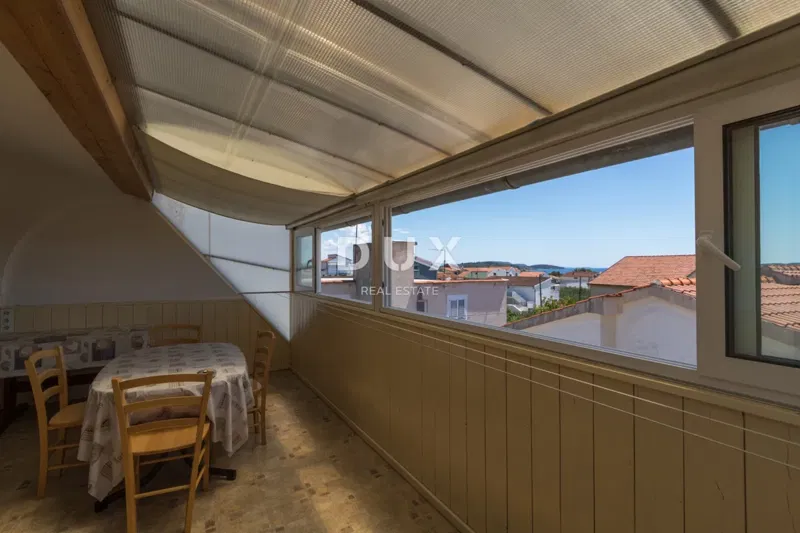 DALMATIA, VODICE - Apartment on the first floor with a sea view – 2