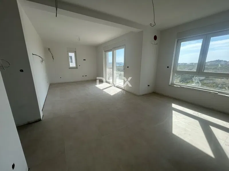 Vodice, three-bedroom apartment, 127 m², 500 m from the sea, sea view – 3