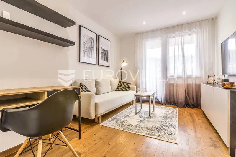 Gračanska street, newly renovated one bedroom apartment with parking – 2