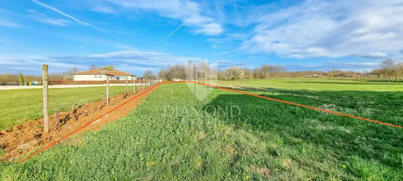 Svetvinčenat, dintorni, terreno adatto per nuovi progetti – 2