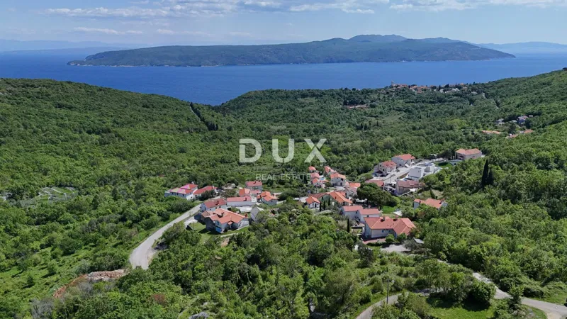 OPATIJA, BRSEČ (okolica) - Gradbena parcela 1173 m2 s projektno dokumentacijo in fantastičnim pogledom na morje!
