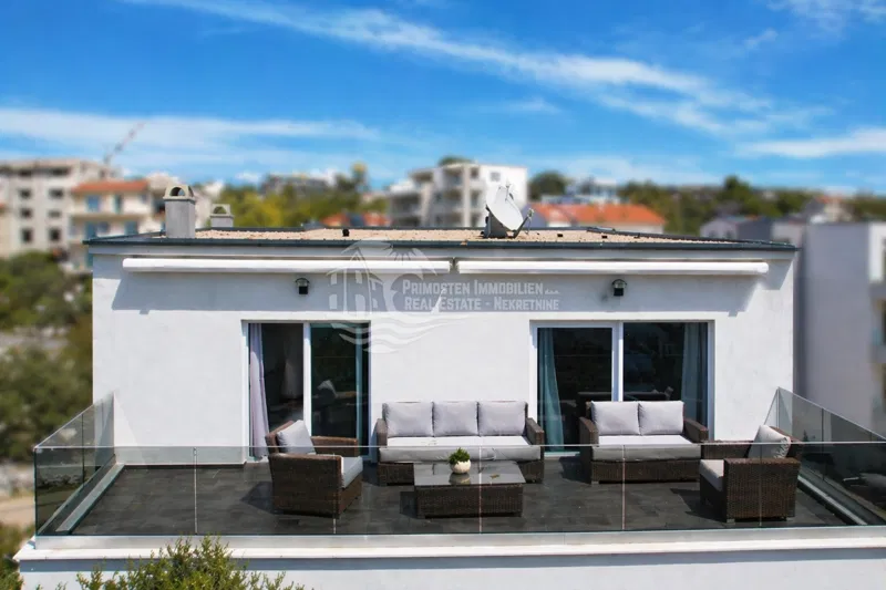 Primošten/ Penthouse s pogledom na more | Mirna lokacija | Blizina plaže – 3
