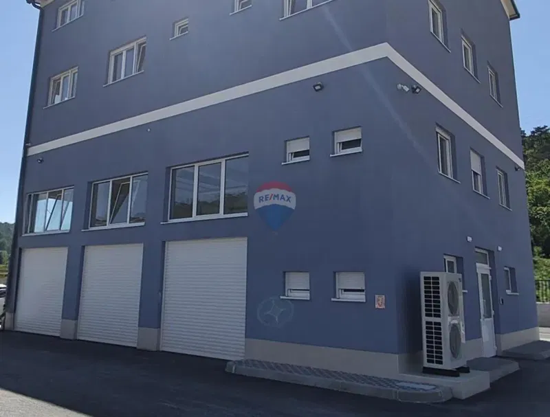 Attività commerciale Škurinje, Rijeka, 130m2 – 2