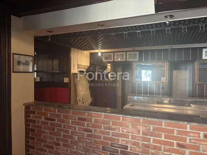 Business premise Banderovo, Rijeka, 180m2 – 2