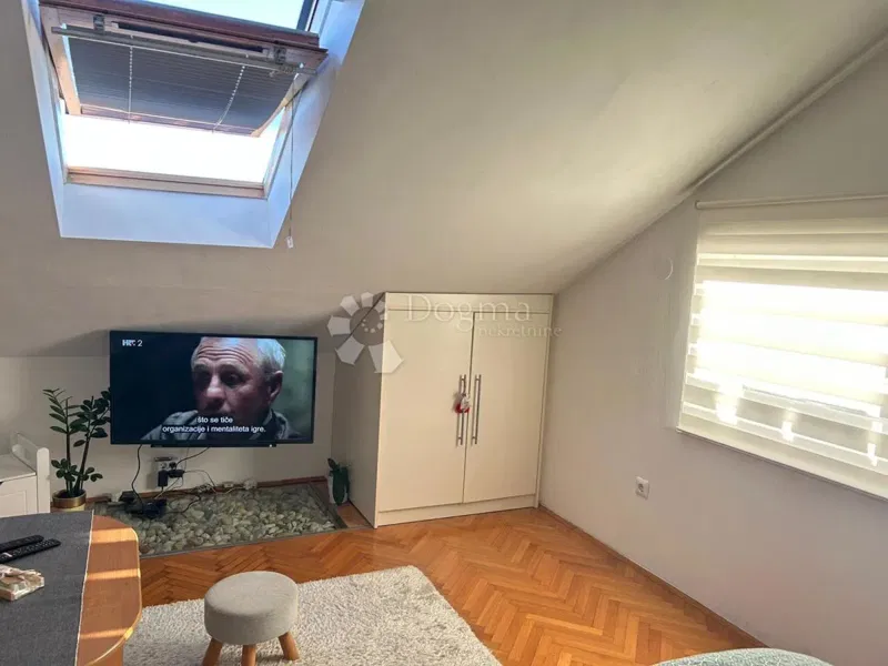 TROGIR - ATTICO, APPARTAMENTO 2 CAMERE, PARCHEGGIO, OTTIMA POSIZIONE – 3