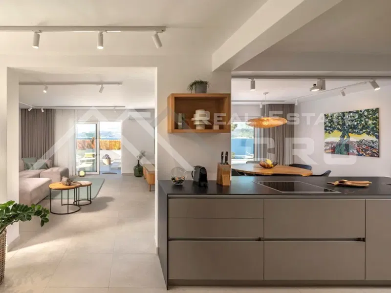 Brac Immobilien – Wunderschöne Steinvilla mit Pool und herrlichem Meerblick, zum Verkauf