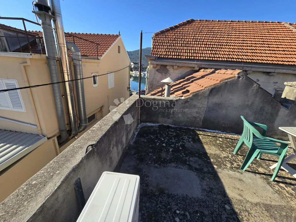 KUĆA NA PRODAJU VELA LUKA, PRILIKA, 1.RED DO MORA