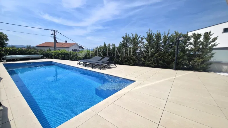 Malinska, moderna hiša, bazen, jacuzzi, pogled na morje! – 3