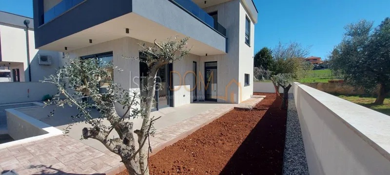 * MEDULIN – LUKSUZNA DVOJNA VILA 218 m² * – 2