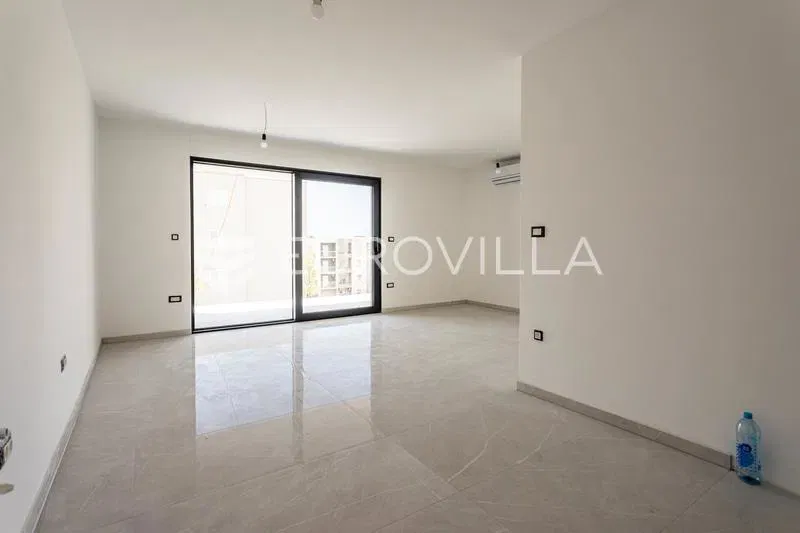 Makarska, move-in ready two-bedroom apartment with a terrace in a new building – 2