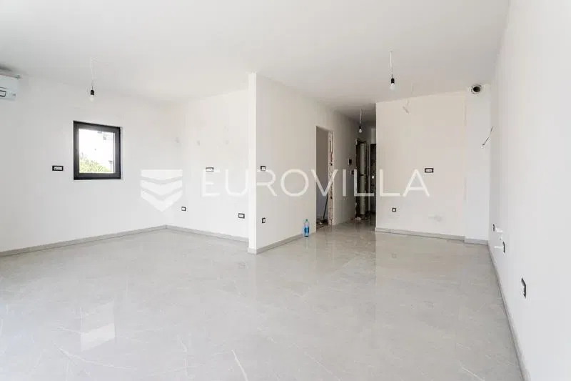 Makarska, move-in ready two-bedroom apartment with a terrace in a new building – 3