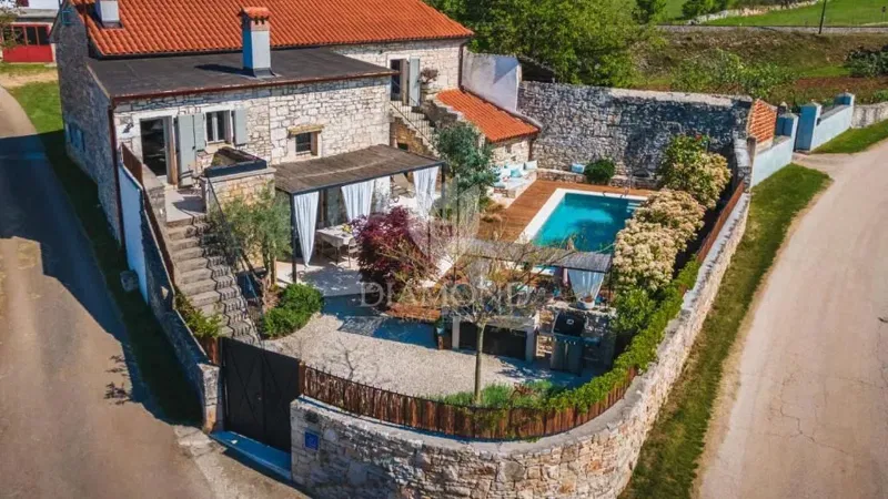 Designer Istrian stone house with a swimming pool – 2