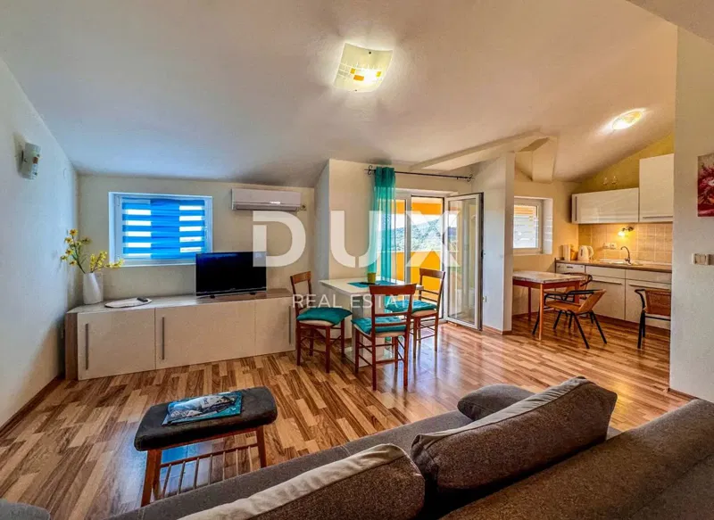 MALI LOŠINJ (surroundings) - 1st floor, spacious three-bedroom apartment with terrace – 2
