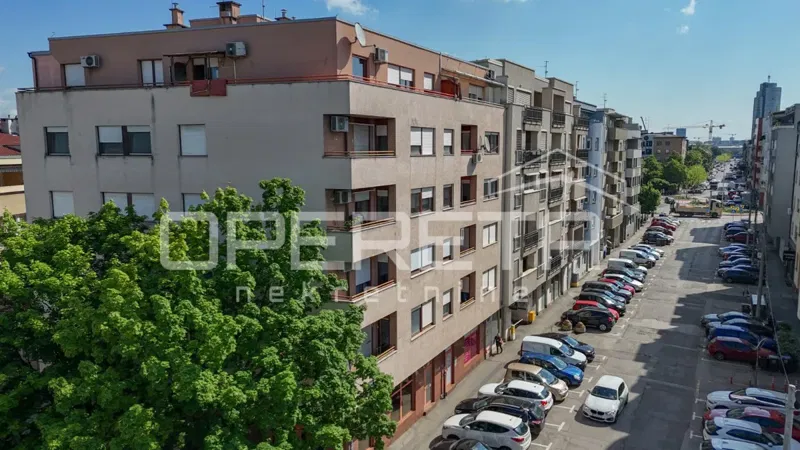 DESIRABLE LOCATION! QUALITY CONSTRUCTION! – 2