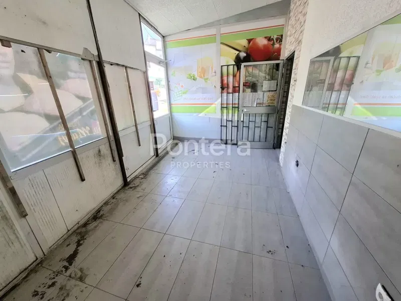 Commerciale Drenova, Rijeka, 50m2 – 2
