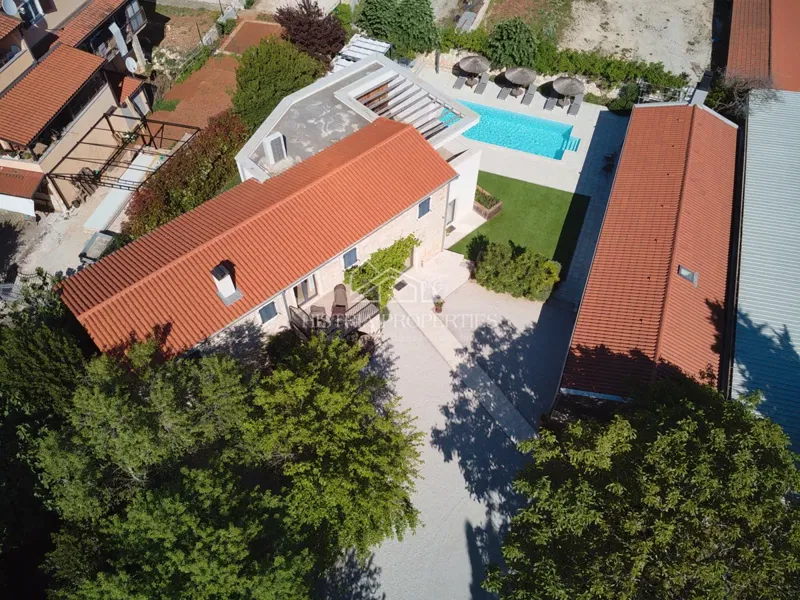 Istrian estate with traditional charm with 2 fully furnished buildings – 2