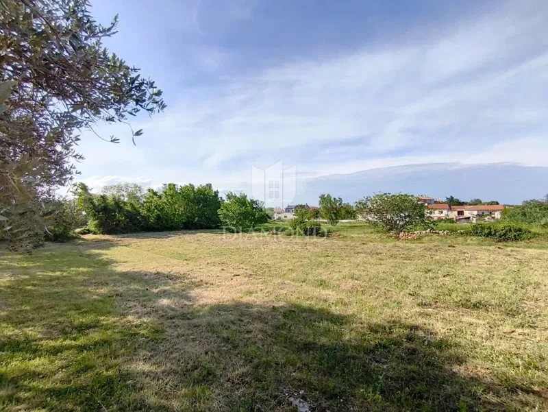 Terreno edificabile a Vodnjan: posizione tranquilla e grande opportunità! – 2