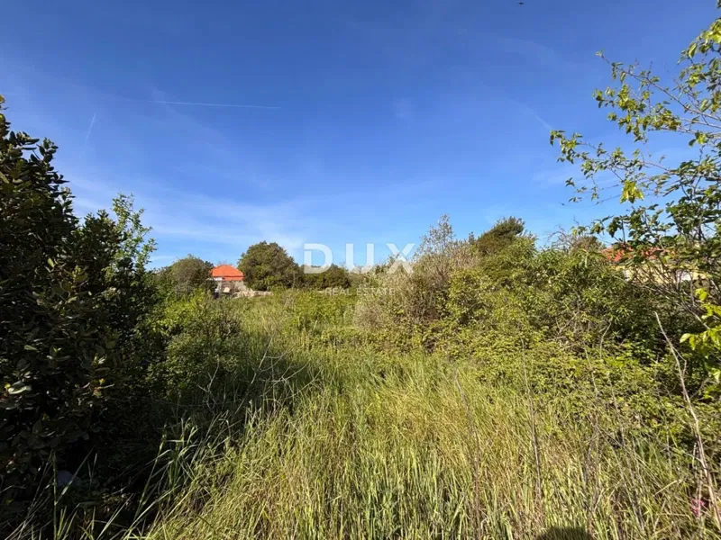ZADAR, KOŽINO - OPPORTUNITY FOR INVESTORS: Building land 1,500 m² – 3