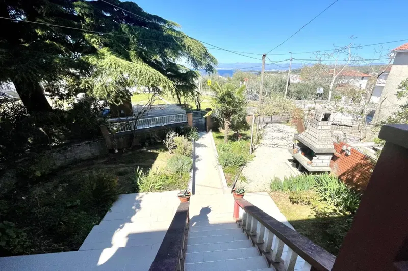 Renovated stone house with garden – 2