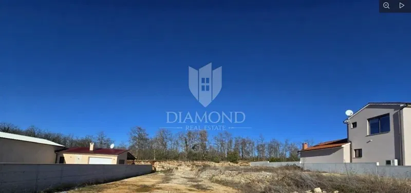 Building land with permit and project, Svetvinčenat area – 3