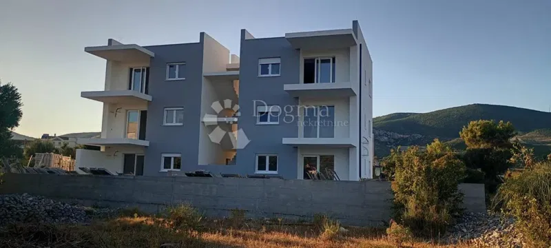 Lakás Plano, Trogir - Okolica, 75,80m2 – 3