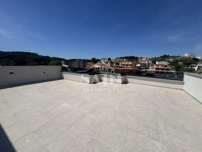 Okrug/Penthouse with a rooftop terrace – 3