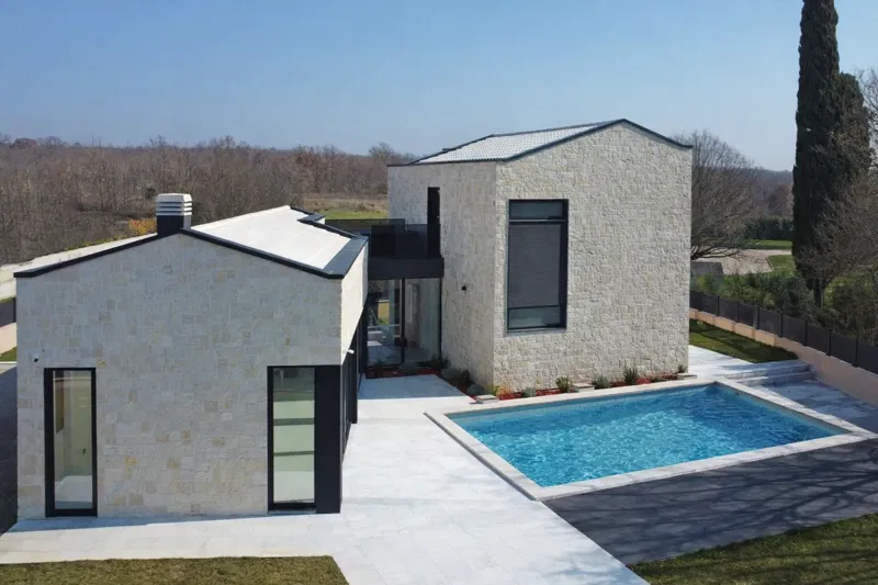 BEAUTIFUL MODERN VILA IN THE SURROUNDINGS OF POREČ – 2