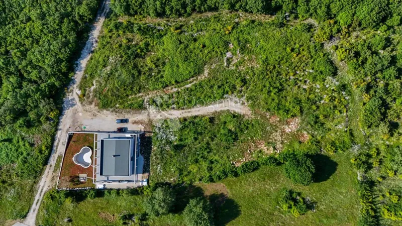 Építési telek Jural, Kanfanar, 930m2 – 2
