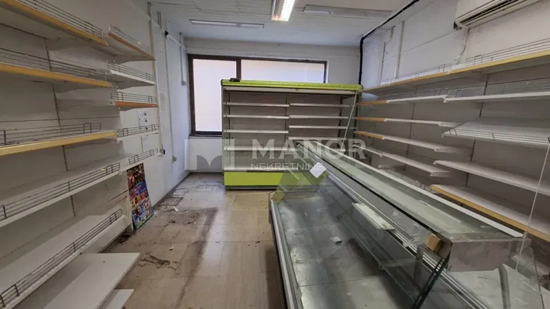 Commerciale Belveder, Rijeka, 64m2 – 2