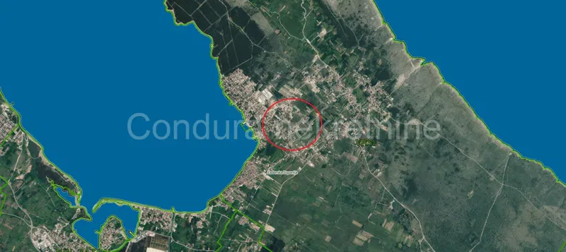 Vrsi - građevinsko zemljište 526 m2