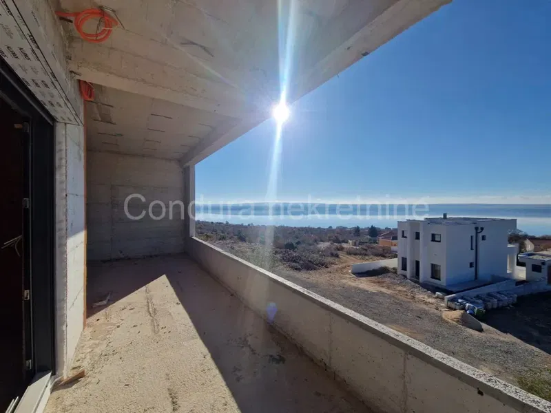 Maslenica – Three-bedroom ground-floor apartment with sea view – 2
