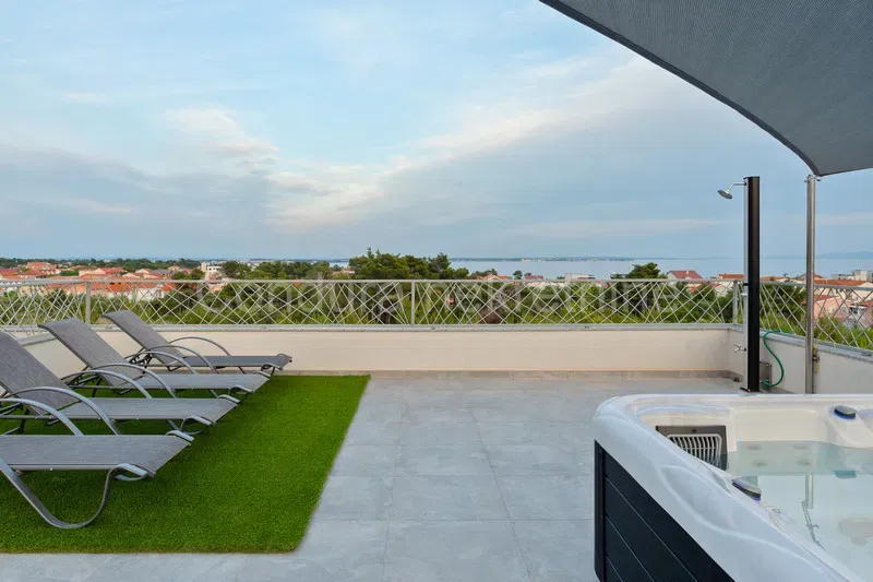 Vir - two bedroom apartment with a roof terrace, south side! – 2