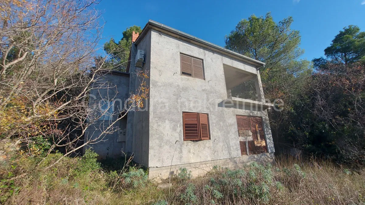 SELINE, PRODAJA – Kuća za adaptaciju, drugi red do mora