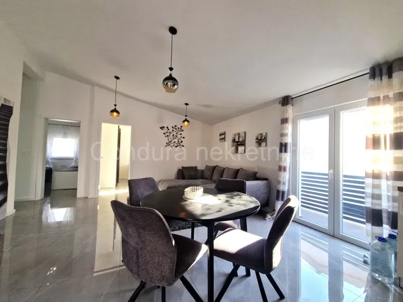 Vir – Spacious 3-Bedroom Apartment, Just 70 m from the Sea! – 3