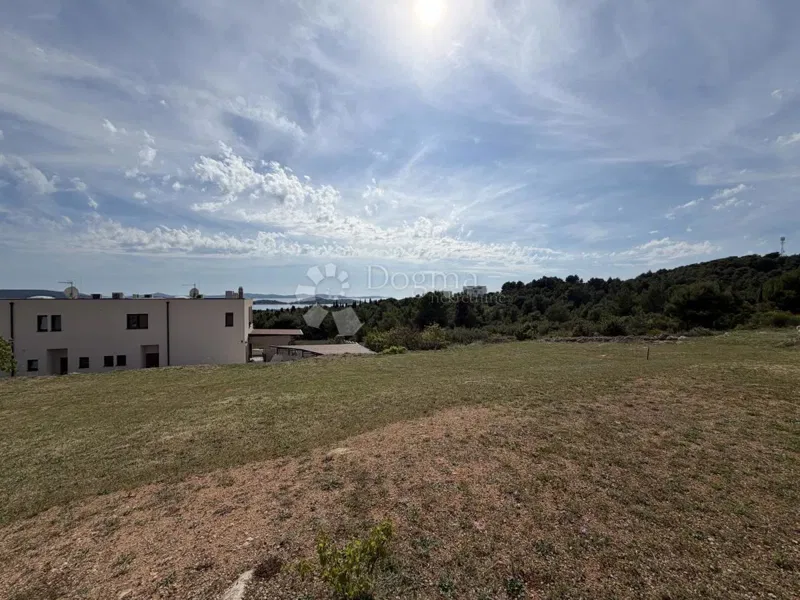 Terreno edificabile Vodice, 2.000m2 – 3