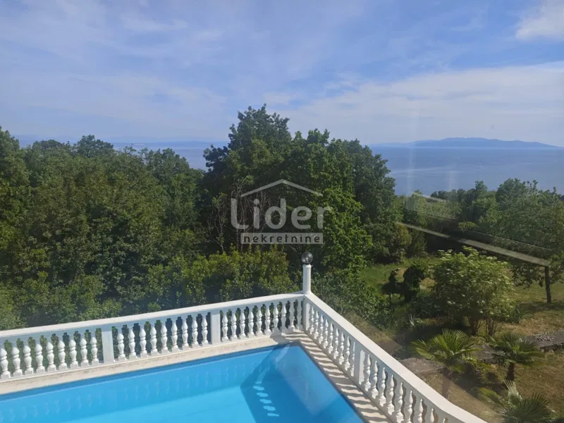 OPATIJA- VILA S PREDIVNIM POGLEDOM I BAZENOM – 3