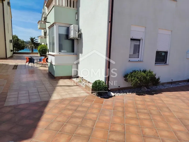 Srima, attractive location, 35 m from the sea, two-bedroom apartment, 57.30 m² – 3
