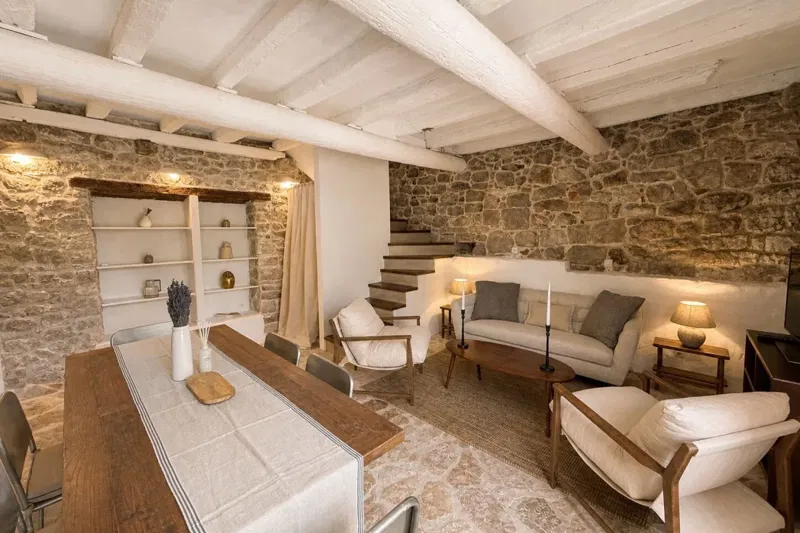 Dom Hvar – 2