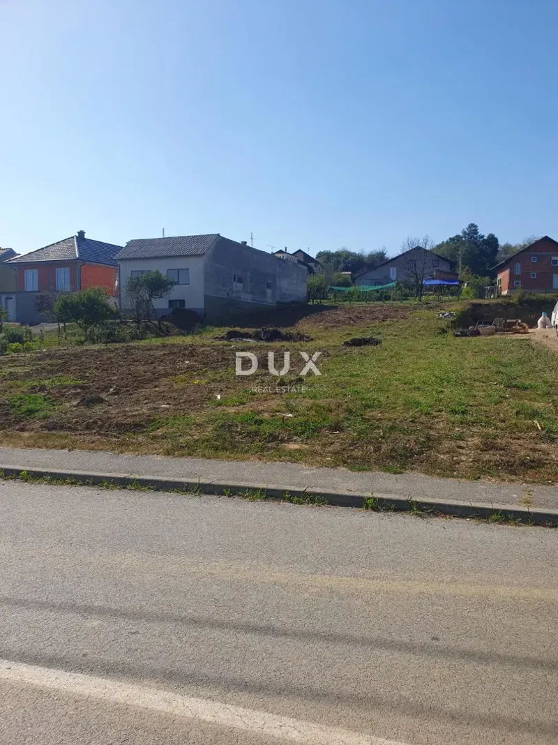 SLAVONIJA, POŽEGA - Gradbena parcela 1245m², odlična lokacija ob cesti